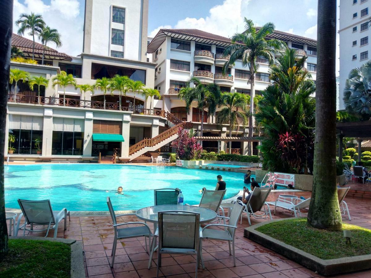 Aparthotel Costa Mahkota Malacca Exterior foto