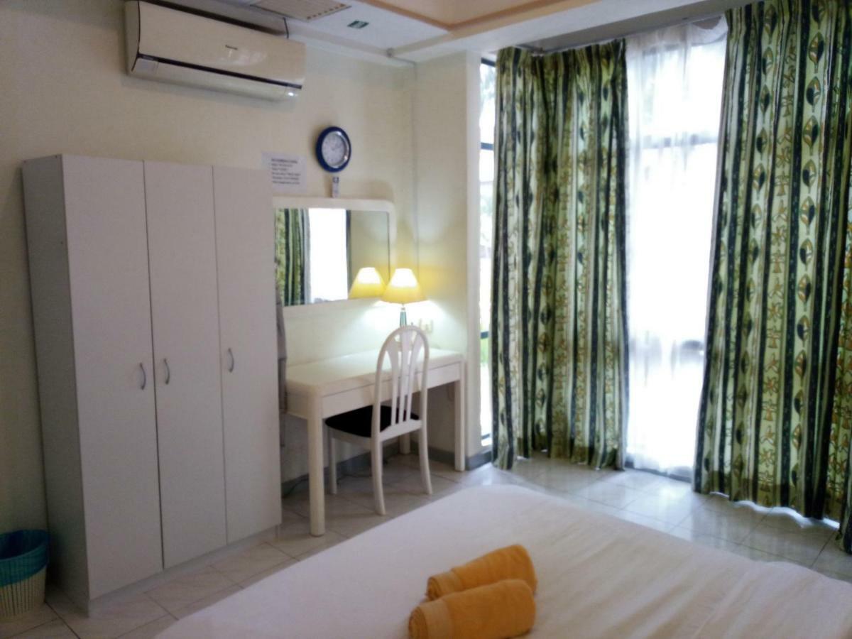 Aparthotel Costa Mahkota Malacca Exterior foto