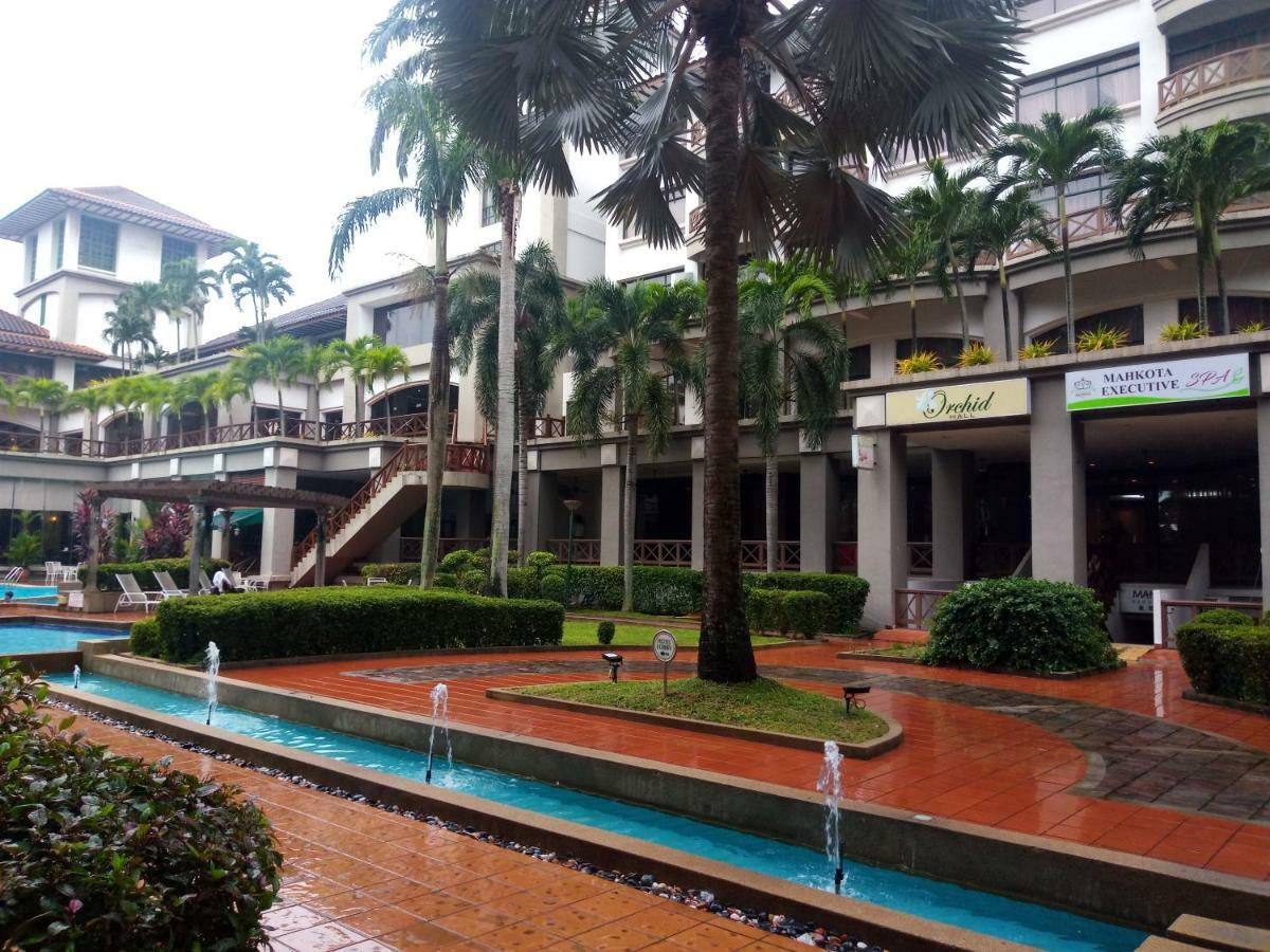 Aparthotel Costa Mahkota Malacca Exterior foto